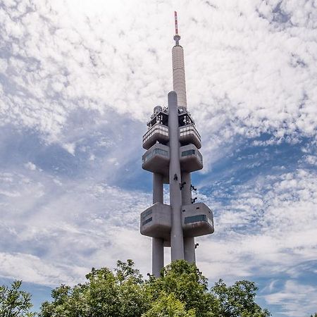 Tower Apartment Prag Eksteriør billede