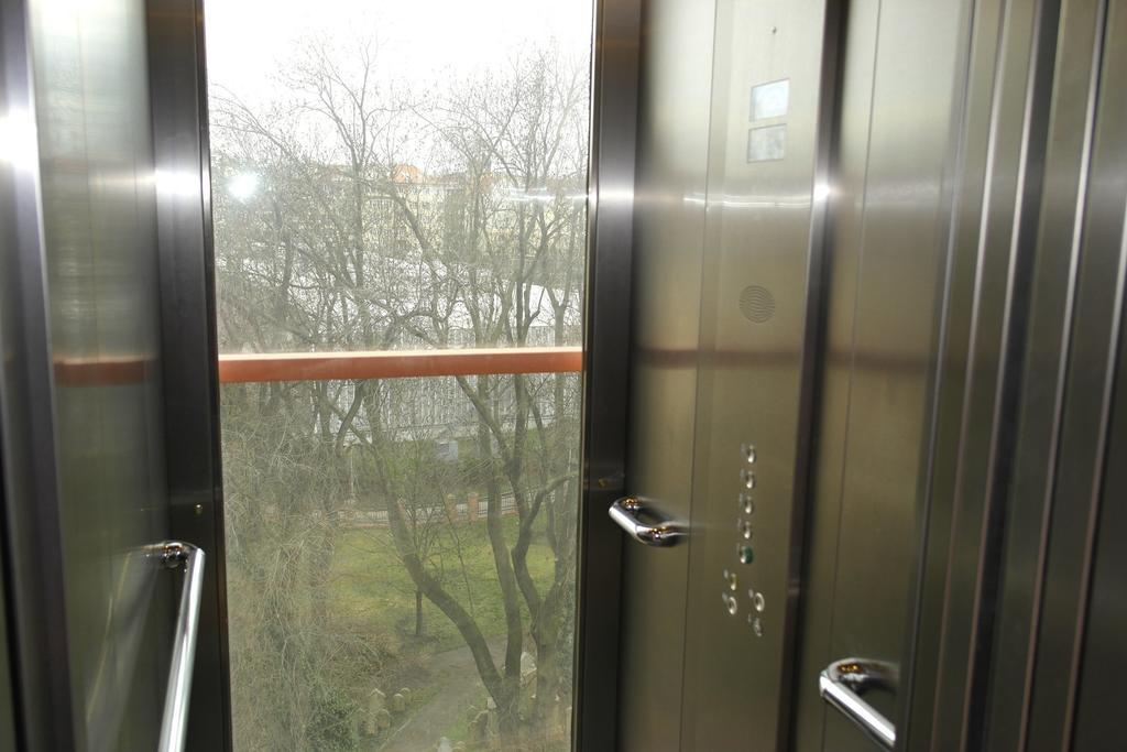 Tower Apartment Prag Værelse billede