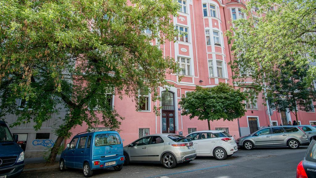 Tower Apartment Prag Eksteriør billede